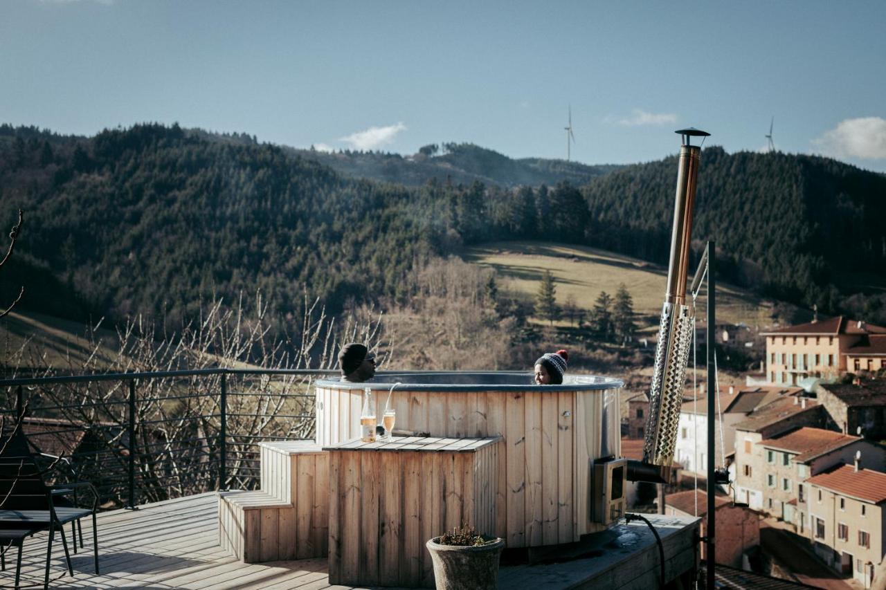 Domaine De La Rue De La Tour Bed & Breakfast Valsonne Exterior foto